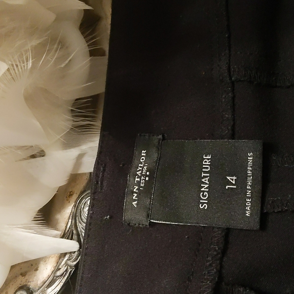 3 piece bundle Ann Taylor skirt and Signature black cropped pants and jacket - Picture 9 of 13